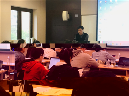 圖為王正位老師給大家作動員講話_副本.jpg 圖為王正位老師給大家作動員講話_副本.jpg