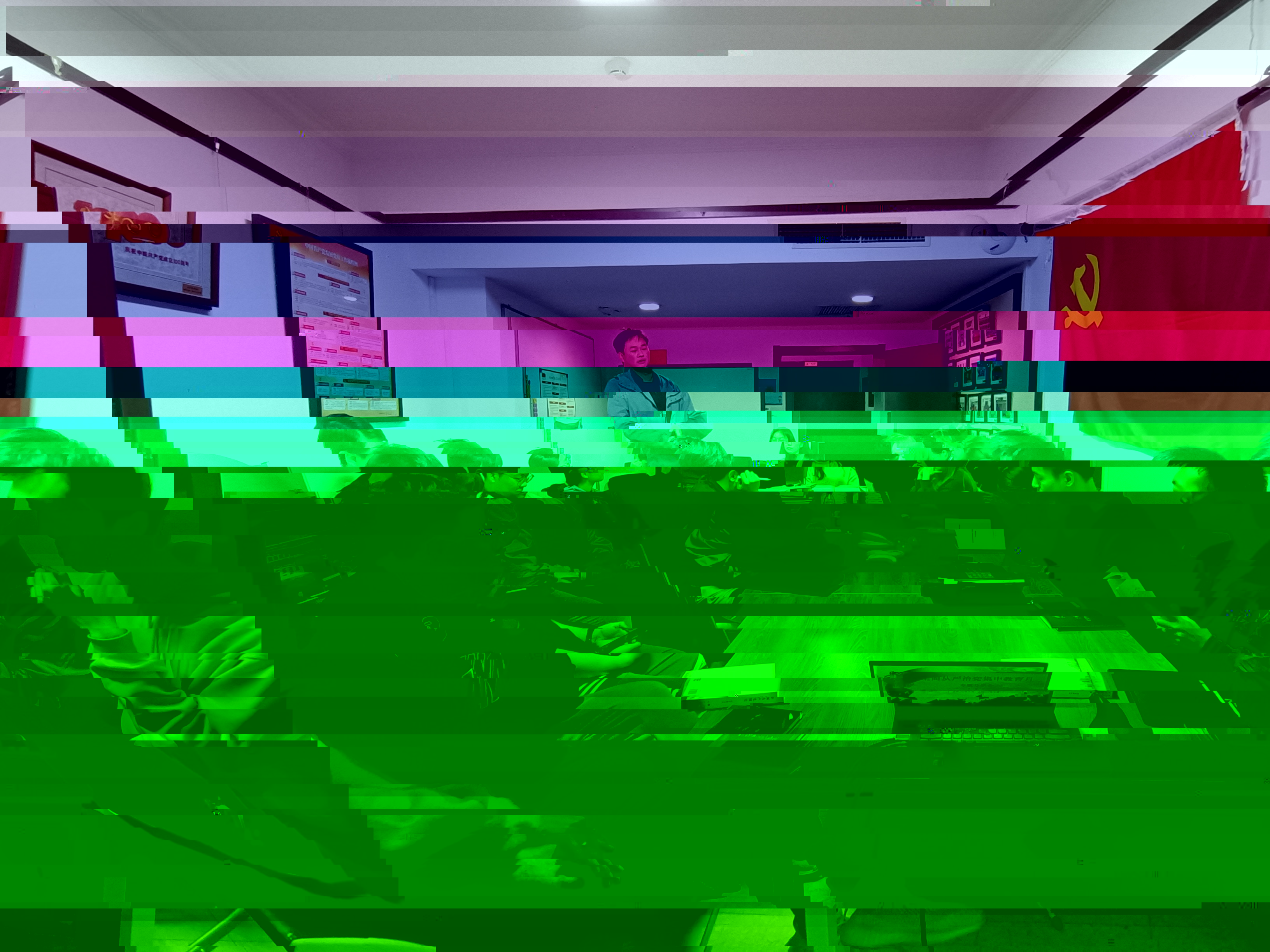 圖為同學分享學習心得.jpg 圖為同學分享學習心得.jpg