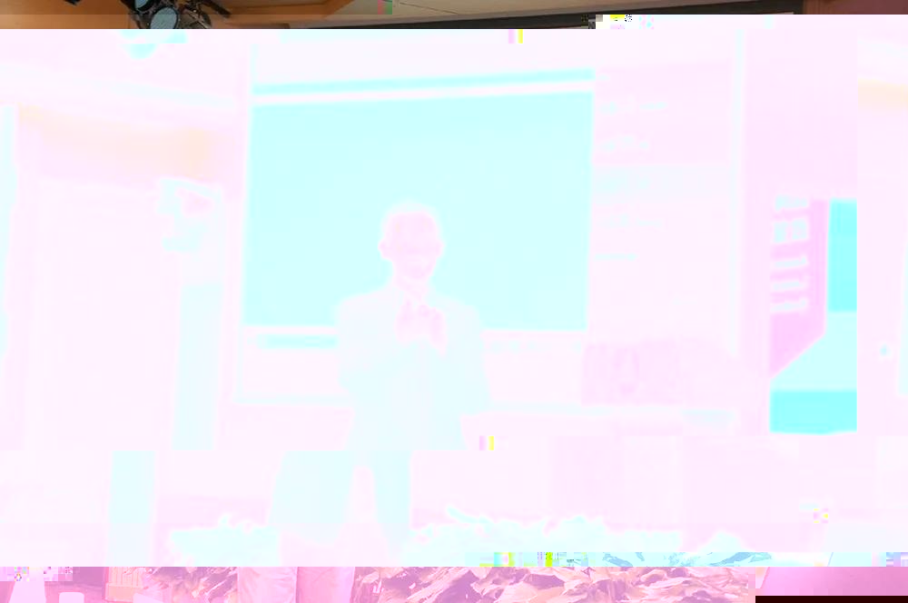 鞠老師2.jpg 鞠老師2.jpg