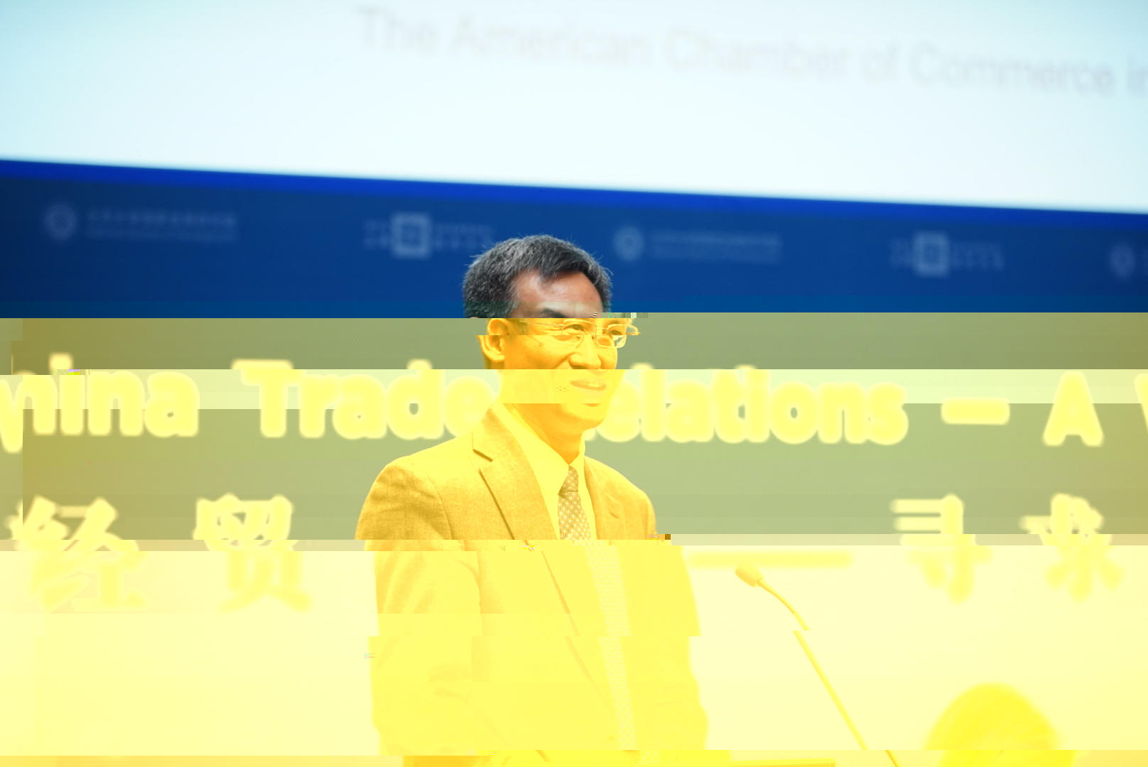 鞠老師聯合倡議發言照片.jpg 鞠老師聯合倡議發言照片.jpg