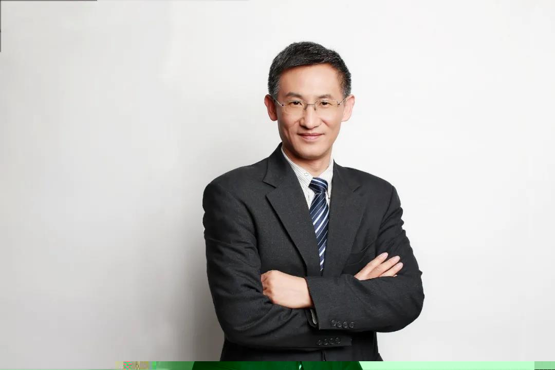 鞠老師1.jpg 鞠老師1.jpg
