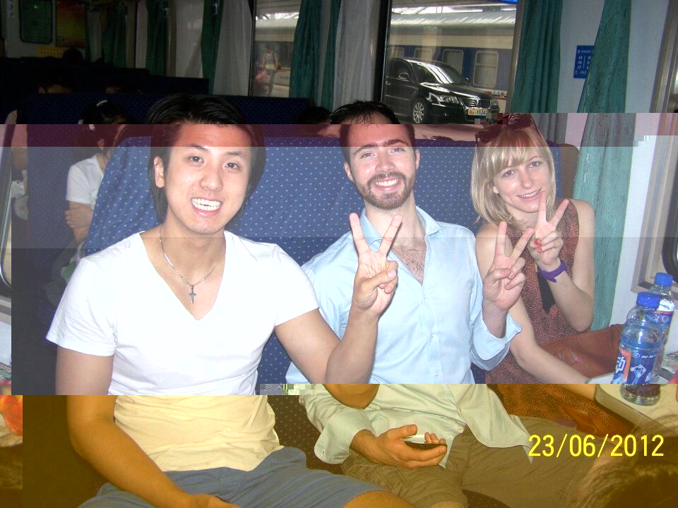 華裔2.jpg 華裔2.jpg