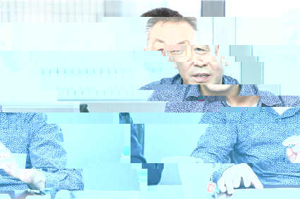 李佳林_副本.jpg 李佳林_副本.jpg